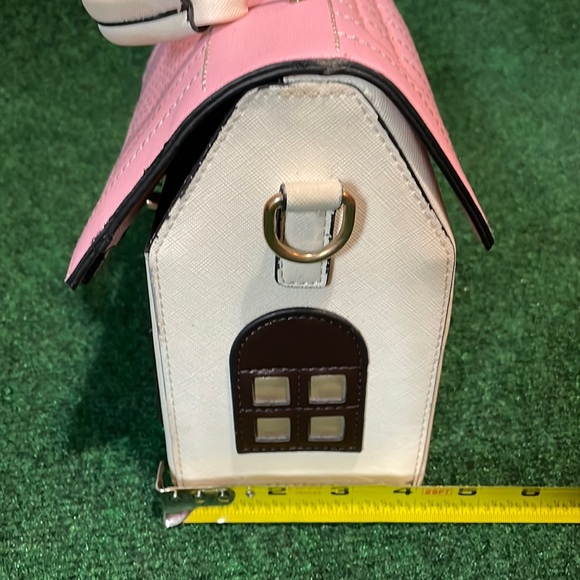 Adorable House Purse - Picture 6 of 10